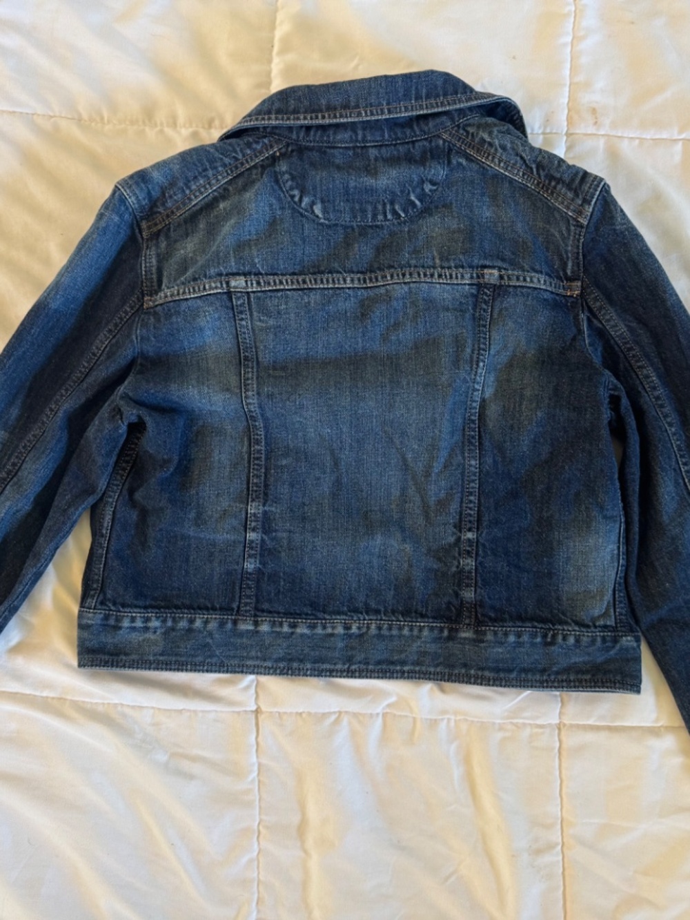 Express Women’s Dark Wash Denim Jean Jacket Pleated Pockets Size L - Picture 4 of 4